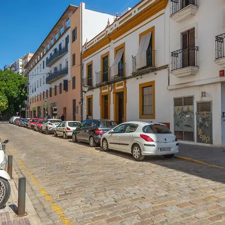 First Floor Close Macarena Church Apartment *